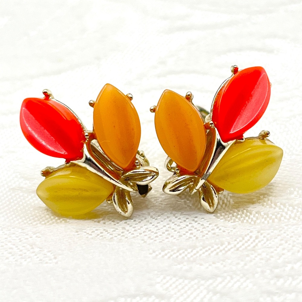 Vintage Retro Autumn Orange Yellow Red Fall Leaves Thermoset Clip-On Earrings
